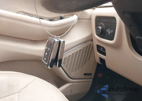 2022 Jeep Grand Cherokee Limited 4X4 z USA, uszkodzony, nr VIN 1C4RJHBG5N8540563